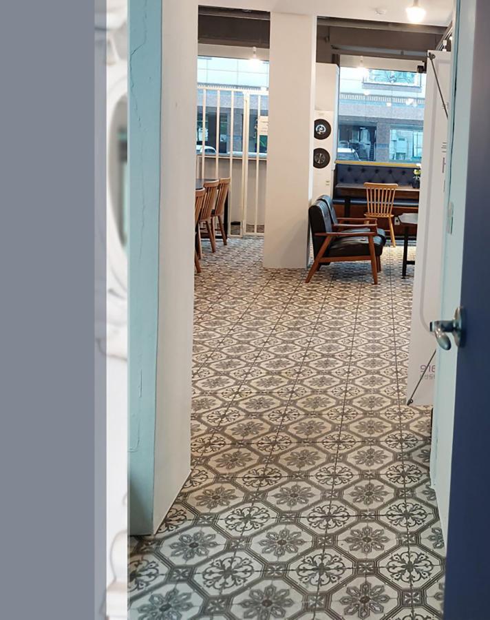 גייאונגג'ו Blau Guesthouse מראה חיצוני תמונה