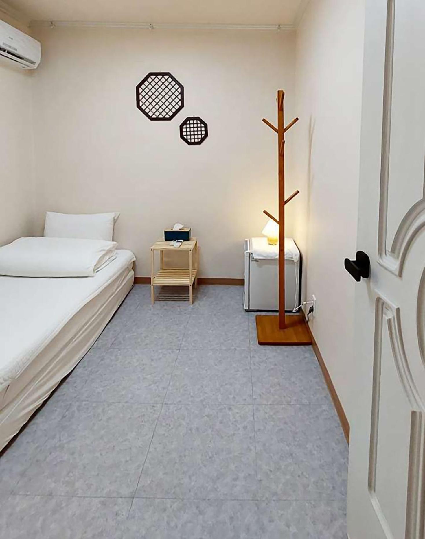 גייאונגג'ו Blau Guesthouse מראה חיצוני תמונה